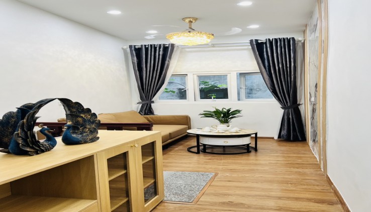 Cho thuê nhà nguyên căn trong Ngõ Khâm Thiên, Đống Đa 4tầng, 2 ngủ - Giá 16 triệu - Full nội thất đẹp như hình